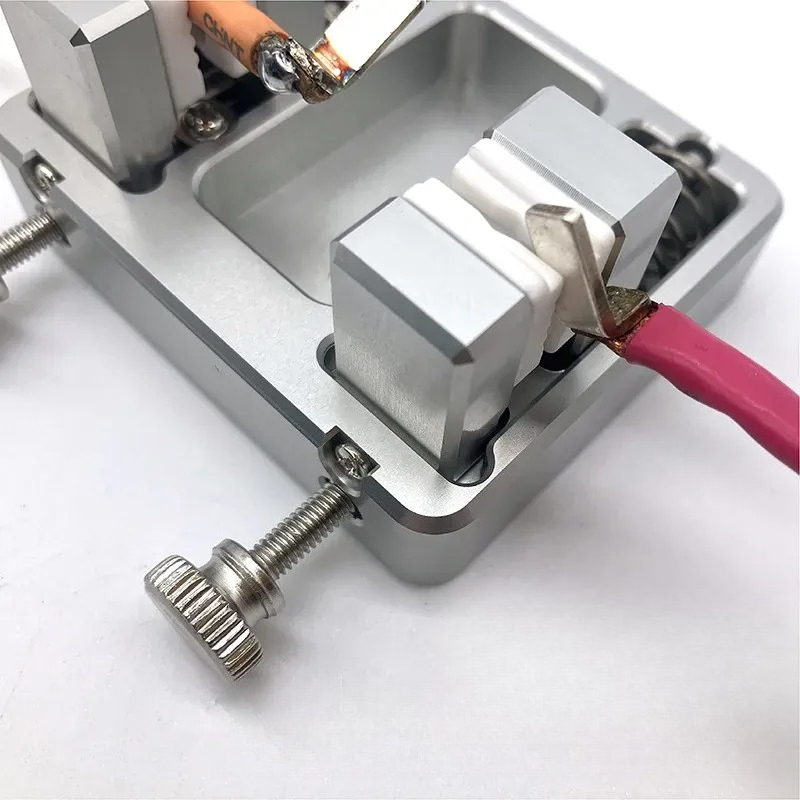 Table de soudage pour circuits - Diy Electronics Table avis et prix